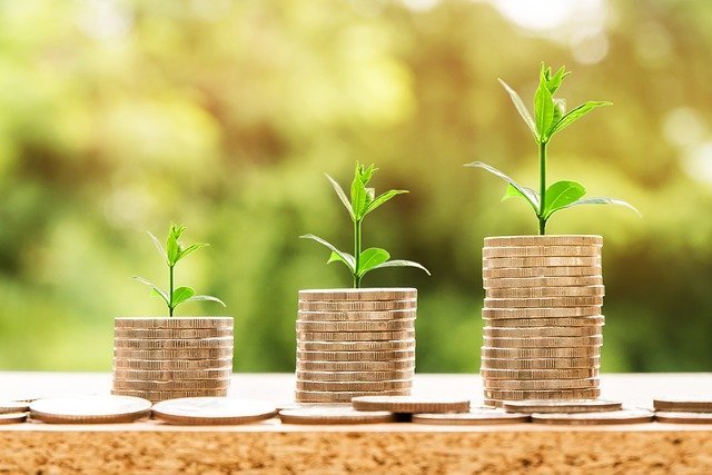 What is peer-to-peer investment?(图1)