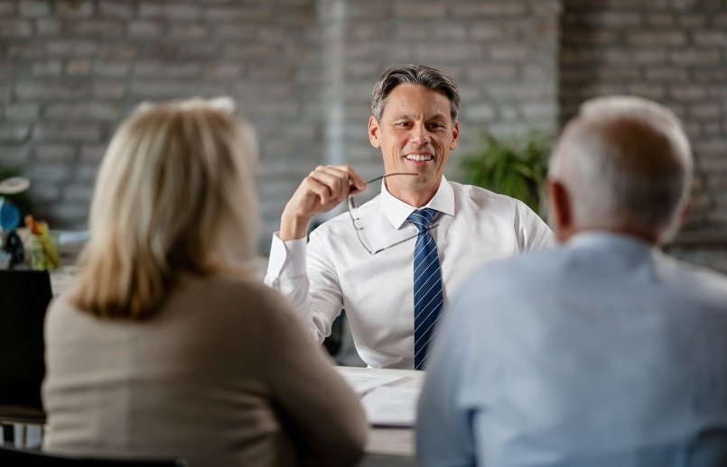 Benefits Of Hiring Financial Advisor For Retirement  (图1)